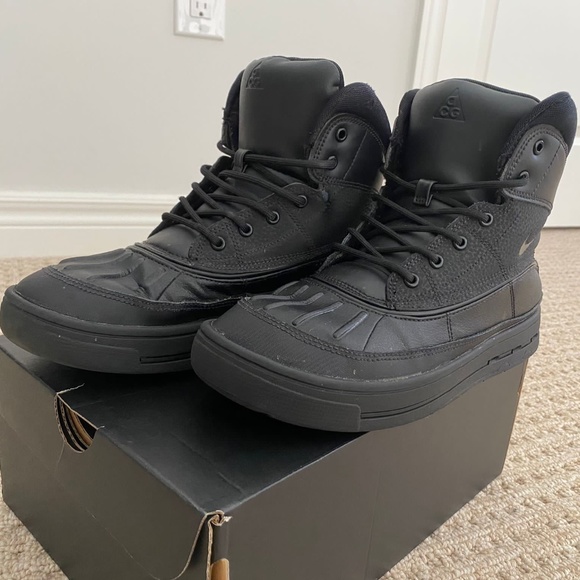 Nike ACG winter boots - Picture 1 of 6